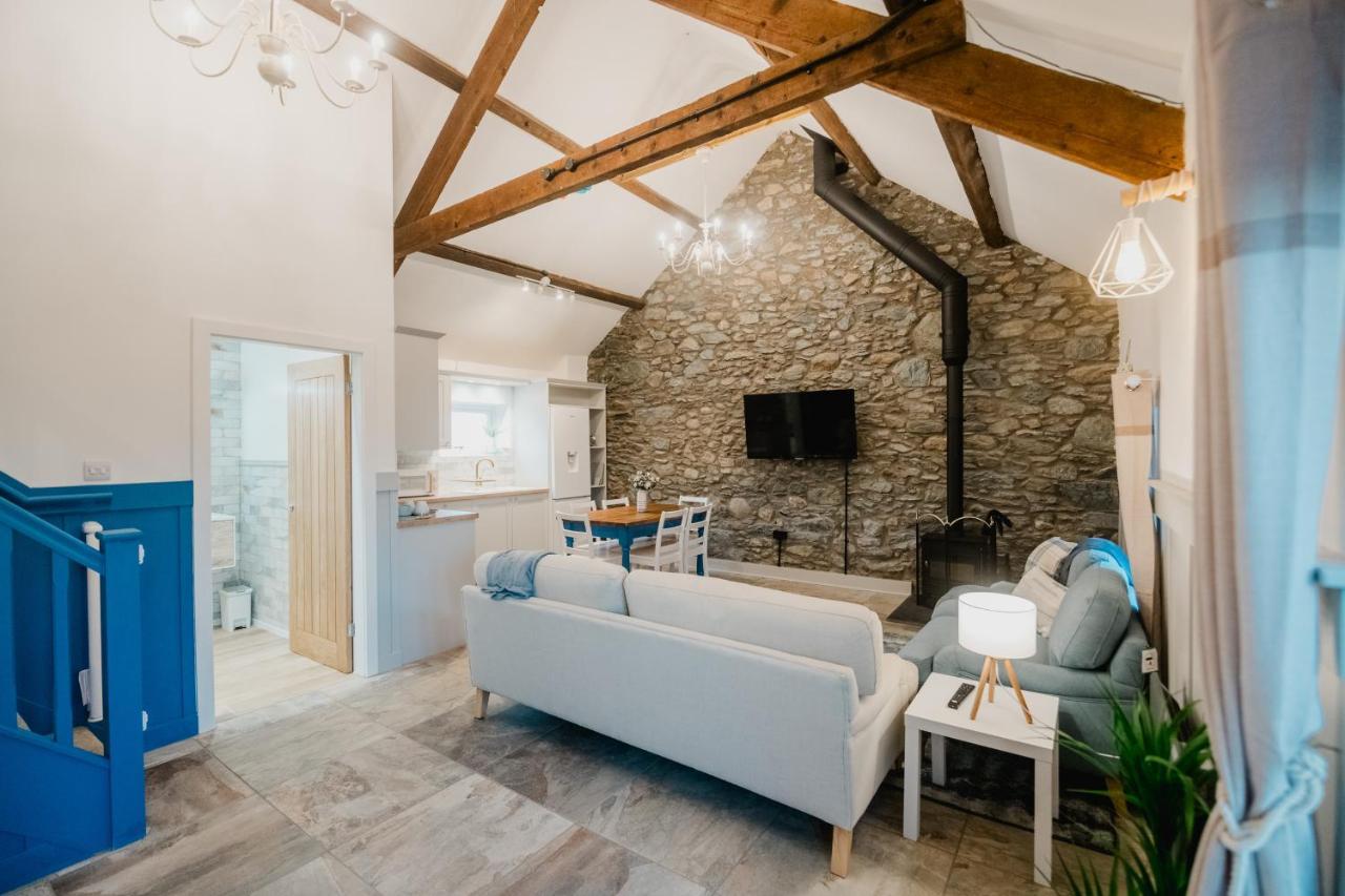 Vila The Cow Shed At Pencraig Holyhead Exteriér fotografie